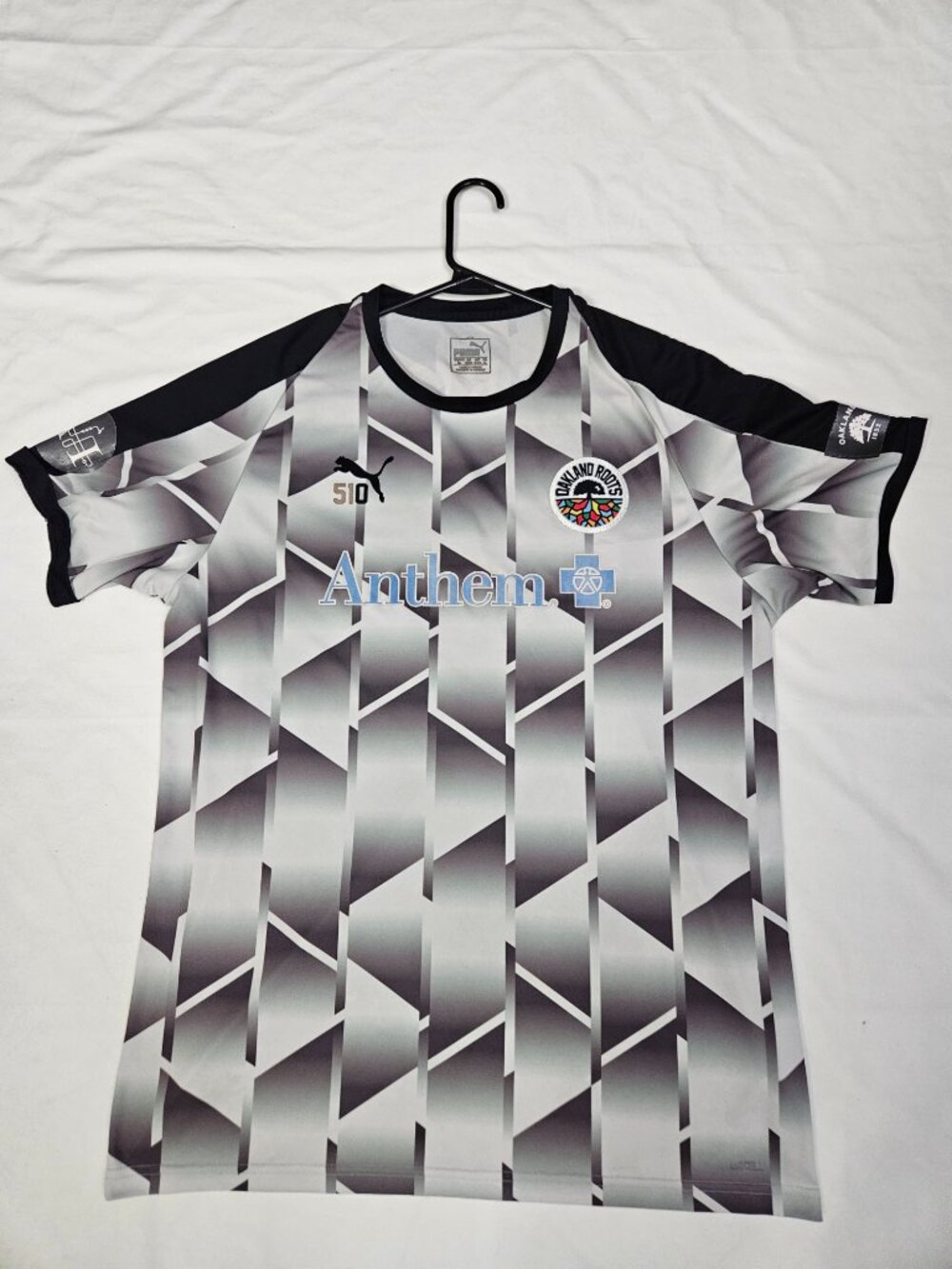 Oakland Roots XL SC Soccer Jersey | Circa #88 Puma Geometric Kit 🖤⚽️